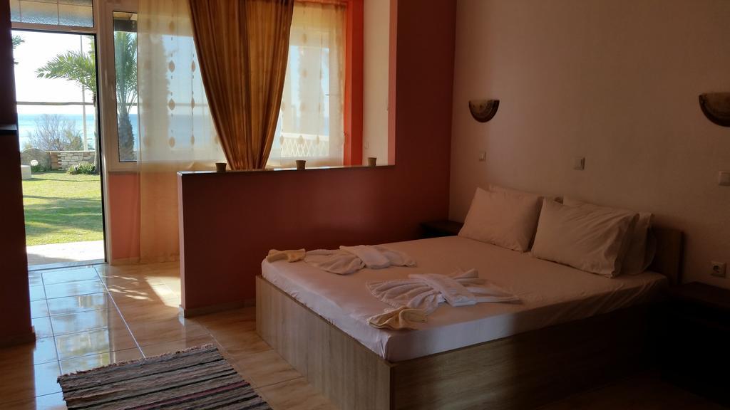 Kanali Beach House Room photo